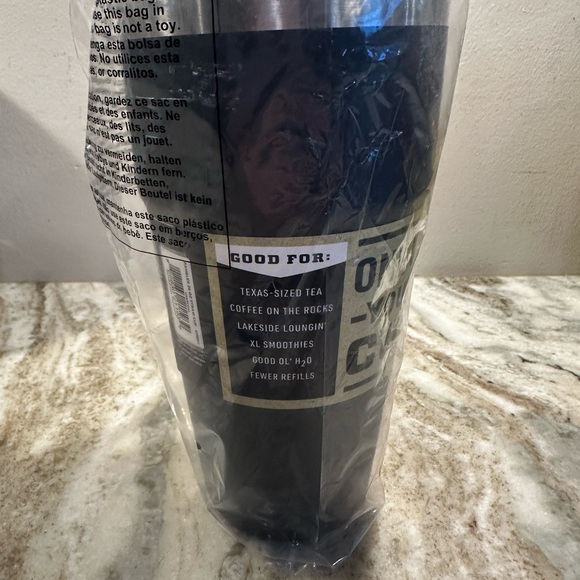 YETI 26 ounce drinking cup. Rambler model - Picture 7 of 7